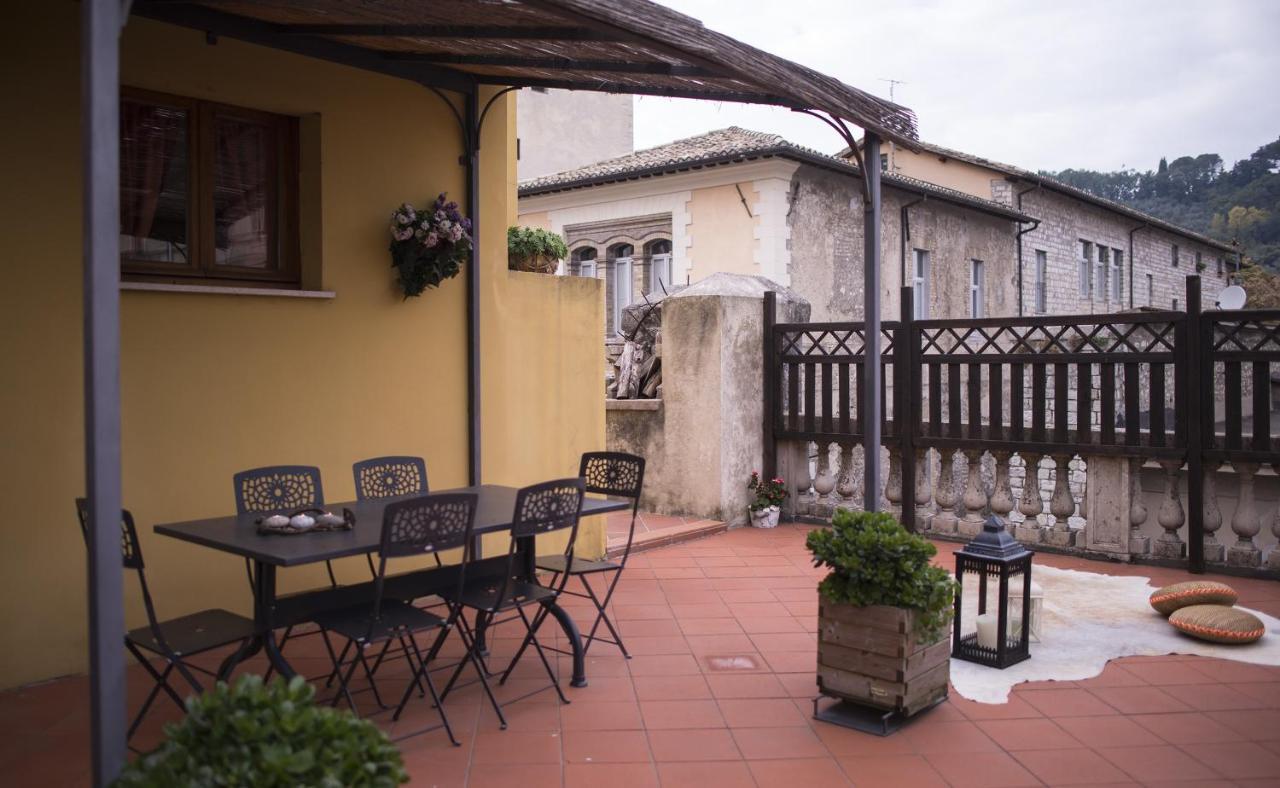 Appartement La Terrazza à Spolète Chambre photo